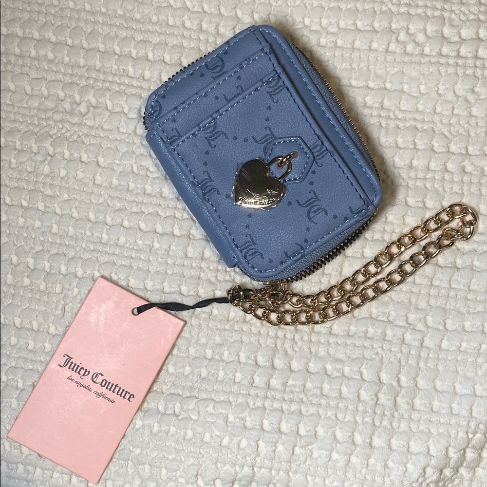 NWT Juicy Couture Blue Wallet with Gold Chain and heart detail🦋